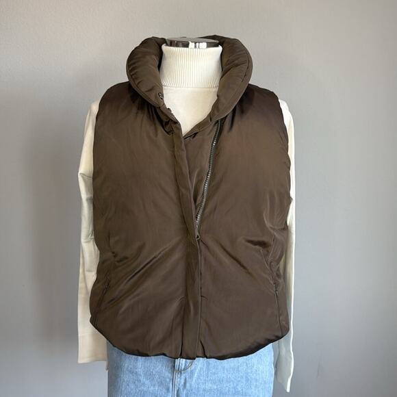 Gap Army Green Puffer Vest Size L - Picture 4 of 7